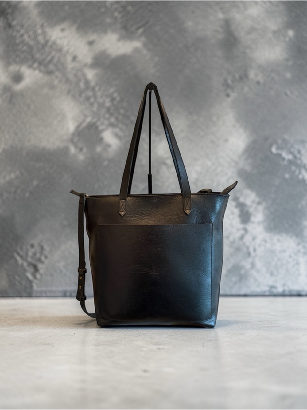 J.Crew Classic Black Leather Tote Bag - Medium Zip-Top Crossbody Handbag
